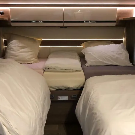 Camper/camping-car 4* A La Ferme 招待所