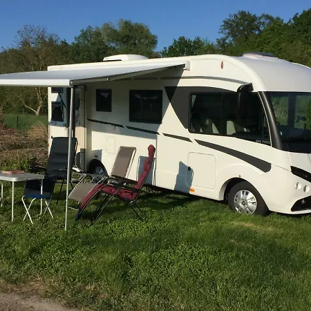 Camper/camping-car 4* A La Ferme