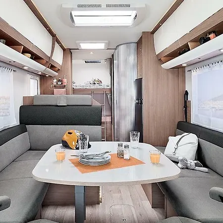 Camper/camping-car 4* A La Ferme * 斯特拉斯堡